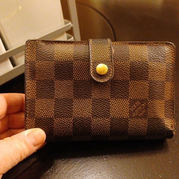 Louis Vuitton wallet - Picture 3 of 3